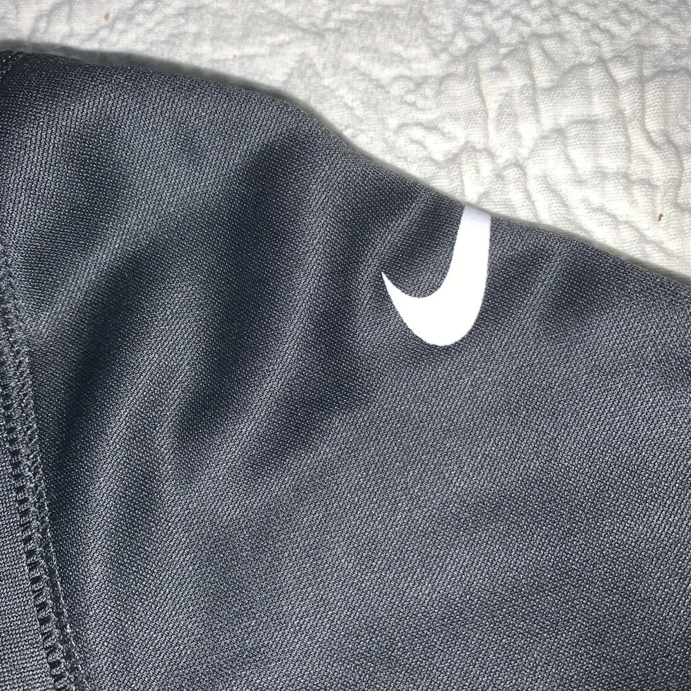 Nike‎ Philadelphia Eagles Crucial Catch Hoodie Men's Small Intercept Cancer